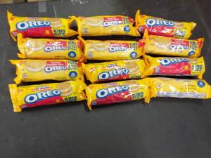 Golden Oreos Double Stuff Near or...