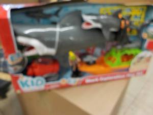 Kid Connection Shark Exploration Pl...