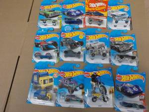 Hot Wheels   ...
