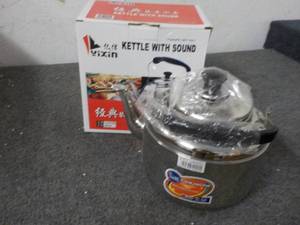 YIXINJINGPIN Kettle with Sound...