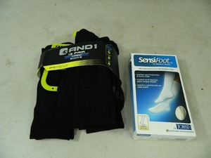 lot 12 image: New Socks