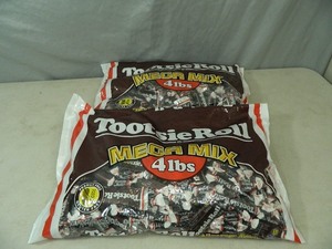 lot 21 image: 8 lbs of Tootsie Roll Mega Mix