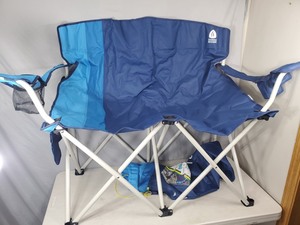 lot 5 image: 2 Person Folding Camp Chair with Bag