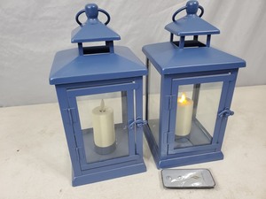 lot 92 image: Pair of Luminara Flameless Candles with Lanterns
