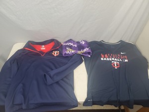 lot 113 image: Nike Womens Twins Shirt, Mens Sweatshirt, Vikings Balaclava