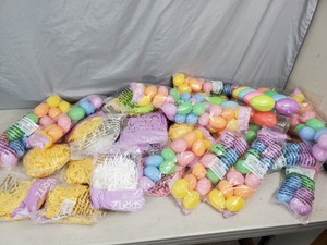 lot 159 image: New Easter Items