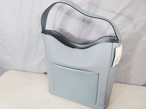 lot 196 image: New Purse with spot