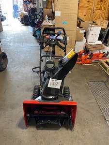 Toro 24 (61 cm) SnowMaster� 724 QXE Snow Blower (36002) in working condition see pics 