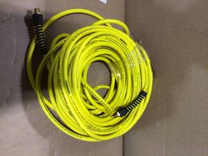 38 in. x 100 ft. Hybrid Air Hose by Husky&nbsp&nbspCustomer Returns Open Box See Pictures