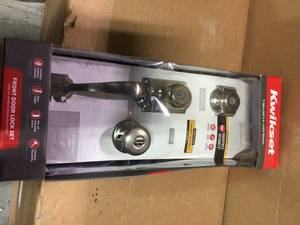 Belleview Antique Brass Single Cylinder Door Handleset with Tylo Door Knob Featuring SmartKey Security by Kwikset&nbsp&nbspCustomer Returns Open Box See Pictures