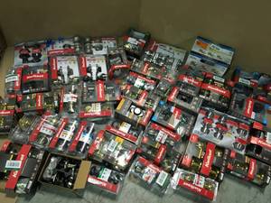 LOT OF ASSORTED DOOR KNBOBS  SETS & OTHERS AS WELL CUSTOMER RETURNS SEE PICS