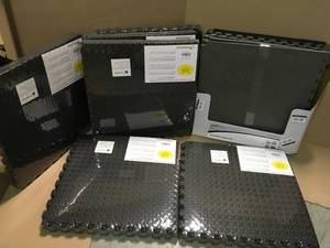 Lot of assorted Interlocking  GYM Tiles see pictures
