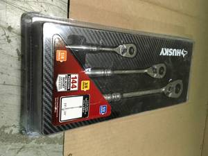 144-Tooth Ratchet Set (3-Piece) by Husky in good condition