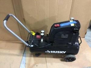 8G 150 PSI Hotdog Air Compressor by Husky&nbsp&nbspCustomer Returns Open Box See Pictures