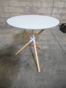 lot 324 image: Jamesdar Blythe 24 in. Round White Table with Natural Wood Legs JBTAB370