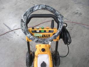 lot 14 image: Dewalt 2400 PSI 1.1 GPM Cold Water Electric Pressure Washer DWPW2400