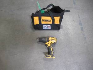 lot 38 image: DEWALT ATOMIC 20-Volt MAX Cordless Brushless Compact 12 in. DrillDriver (Tool-Only) DCD708B