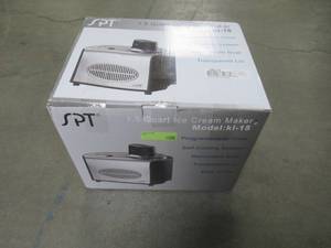 lot 834 image: SPT 1.5 Qt. Ice Cream Maker KI-15