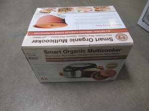 lot 835 image: Vitaclay Smart Organic Multicooker, 8 Cup VM7900-8