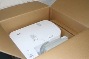 lot 4 image: NEC Ultra Short Throw DLP Projector  Projection System with HDMI Input & Only 6 Hours of Use
