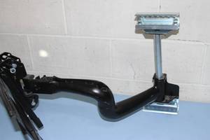 lot 29 image: Chief Pro AV Flat Panel  TV  Television  Monitor  Display Swing Arm Wall Mount with 25 Extension