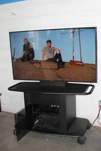 lot 110 image: Samsung 4K UHD SMART 65 MU6300-Series HDTV Television  TV  Display with AVTEQ Rolling Equipment Cart and BluRay