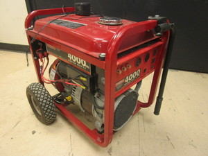 GENERAC EXTENDED-LIFE GENERATOR, W ELECTRIC START,  6,600 SURGE WATTS POWER ALTERNATOR
