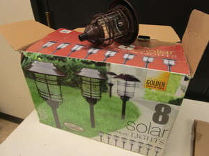 NATURALLY SOLAR PATHWAY LIGHTS