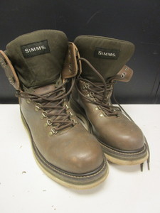 SIMMS BOOTS, SIZE13