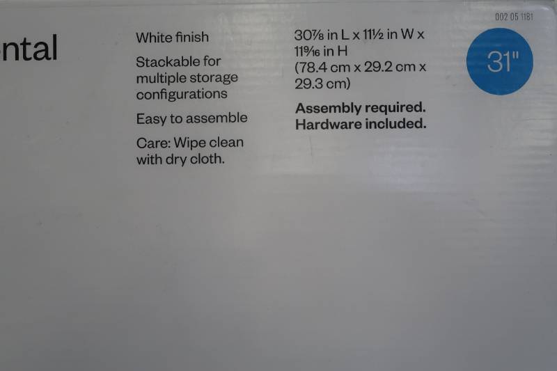 lot 131 image: Room Essentials - 31 Stackable Shelf