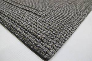 lot 421 image: Apache Mills Manhattan Mat Heavy-Duty 30 x 47 Nonslip Mat