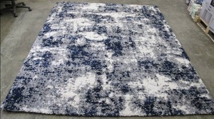 lot 439 image: Gertainman Thomasville White Blue Shag Rug 7 Ft x 10 Ft