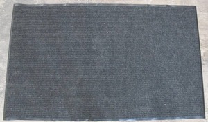 lot 444 image: Heavy Duty Floor Carpet Mat 35 In x 60 in Black Charcoal