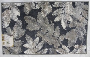lot 480 image: Town & Country Living Kingston 27 In x 45 In White Grey Floral Accent Rug