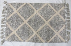 lot 489 image: Mineral Spring 44 In X 30 In Grey White Microfiber Tasseled Area Rug