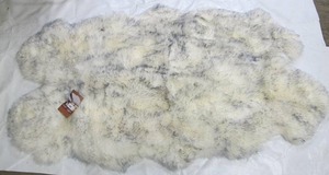 lot 491 image: Windward Large Sheepskin 70.9 in X 43.3 in X 2.36 In From Australia