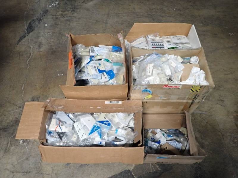 lot 119 image: Lot of Misc. electrical equipment (suggested inspection)
