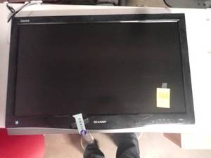 lot 63 image: Sharp&nbspAquos LC-32D64UScreen Size32&nbspRecommended Resolution1920 x 1080