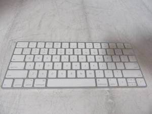 lot 55 image: Apple Wireless keyboard wlightning charge port