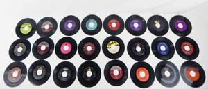 lot 106 image: Lot of 24 Assorted Vintage 1950s and Early 1960s Rock and Roll and Pop 45 Records