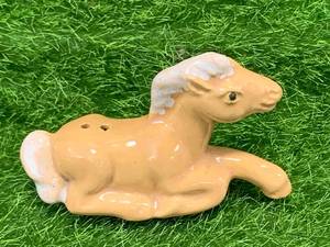 North Dakota Rosemeade Pottery Tan Horse