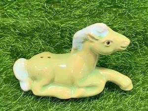 North Dakota Rosemeade Pottery Green Horse