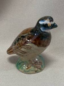 North Dakota Rosemeade Pottery Bird