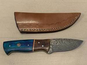 Damascus Steel Knife Full Tang with Sheath 7 12 Overall Length