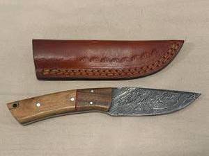 Damascus Steel Knife Full Tang with Sheath 8 12 Overall Length