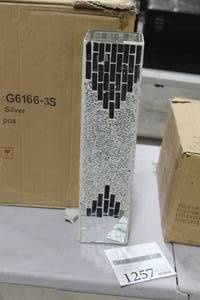 lot 1257 image: Lot of (6) Table Vase Silver 5Wx5Dx20H (in box)