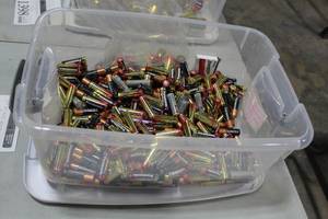 lot 1399 image: Lot of AA Batteries