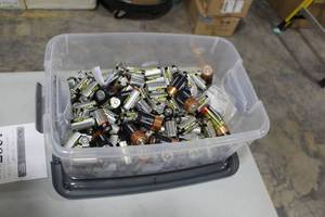 lot 1397 image: Lot of Batteries - C, D