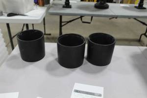 lot 1542 image: Lot of (3) Ceramic Pot Black 6Dx 5-12H