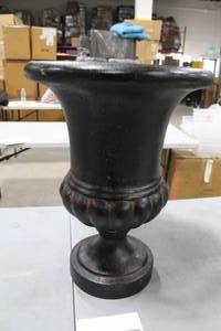 lot 1558 image: Urn Planter Black 15-12Dx21H